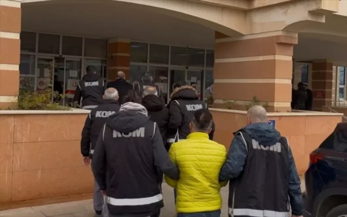 Kastamonu'da Tefecilik Operasyonunda 2 Tutuklama