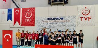 Bozkurt ortaokulu tarih yazdı